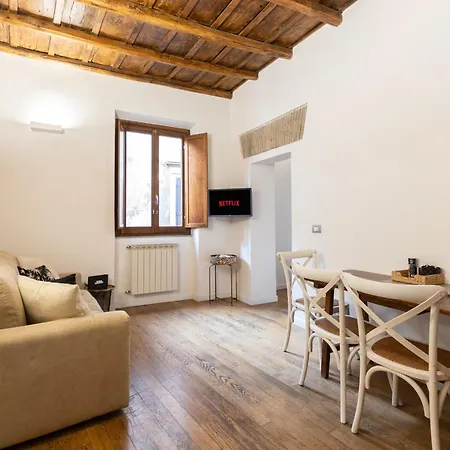 Labanca's Luxury Pantheon Holiday home *