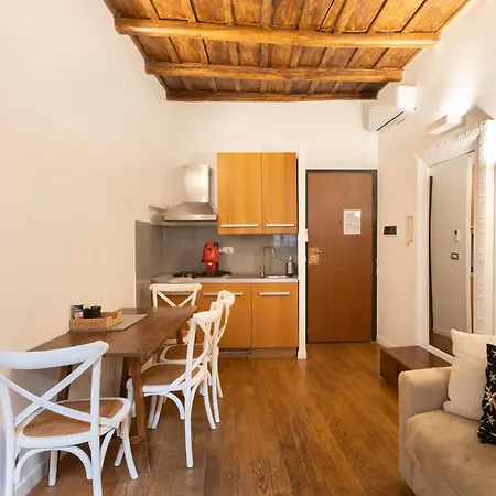 Holiday home Labanca's Luxury Pantheon Rome